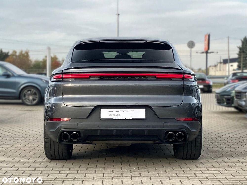 Porsche Cayenne - 12