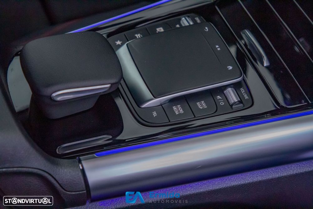 Mercedes-Benz GLA 250 - 46