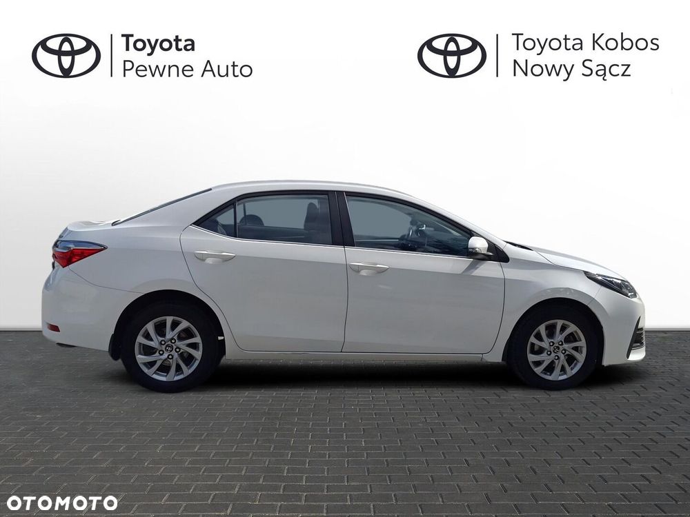 Toyota Corolla 1.6 Classic Plus - 7