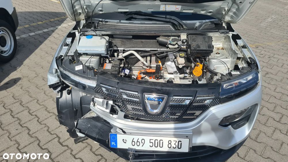 Dacia Spring Electric 70 Essential - 9