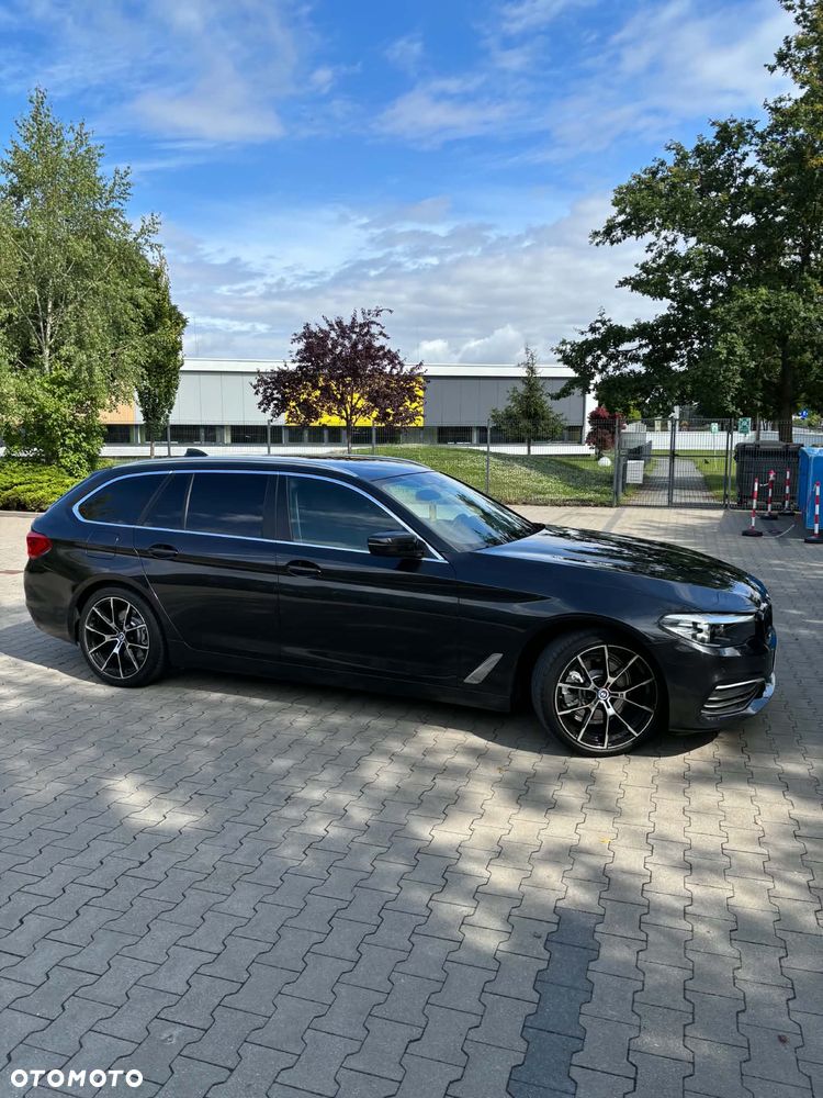 BMW Seria 5 520d Luxury Line - 3