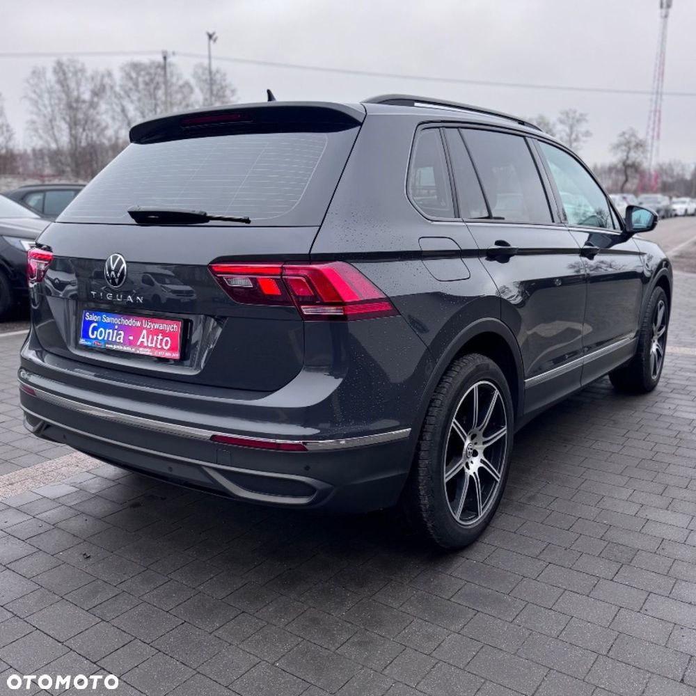 Volkswagen Tiguan - 8