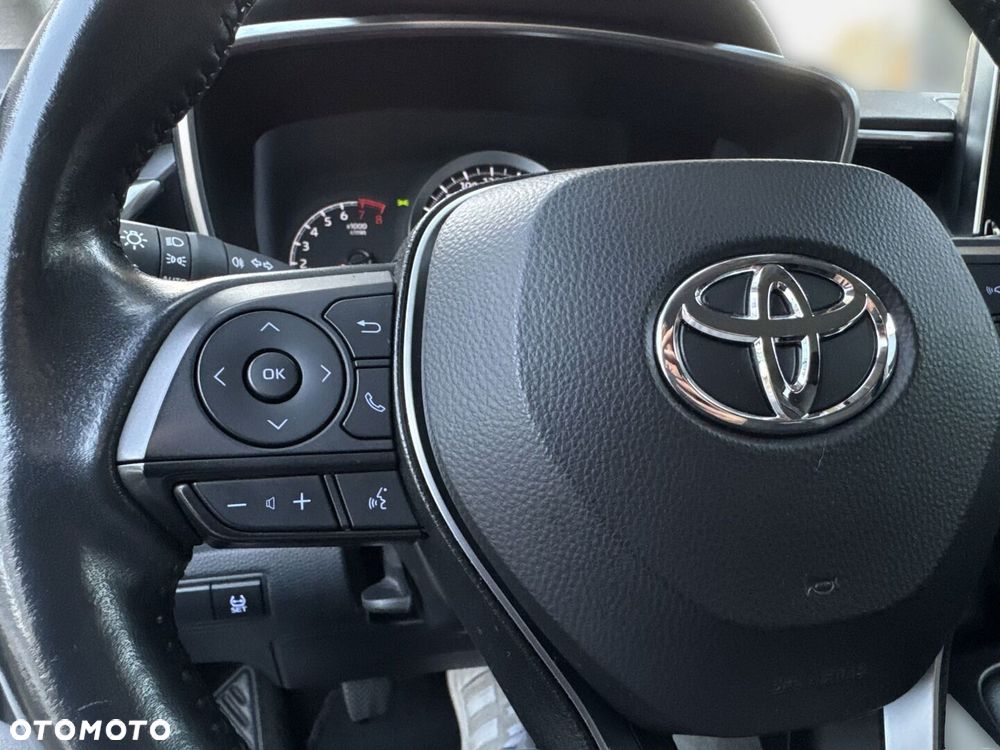 Toyota Corolla - 25