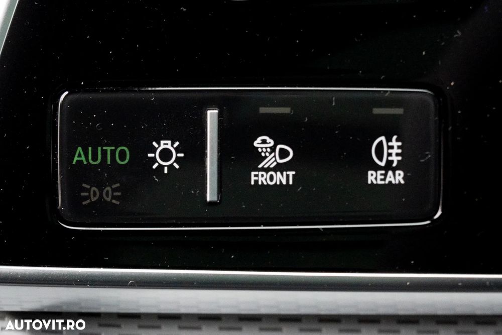 AUDI Q8 2025 — imagine 24