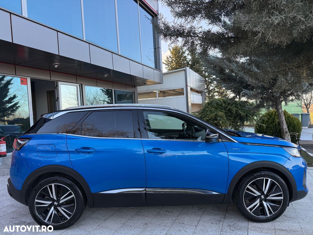 Peugeot 3008 Hybrid4 300 e-EAT8 GT Pack - 3