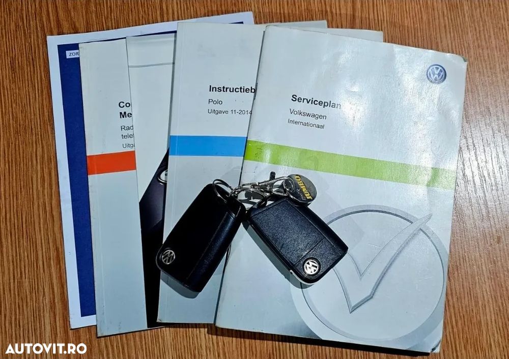 Volkswagen Polo 1.4 TDI (Blue Motion Technology) Comfortline - 23