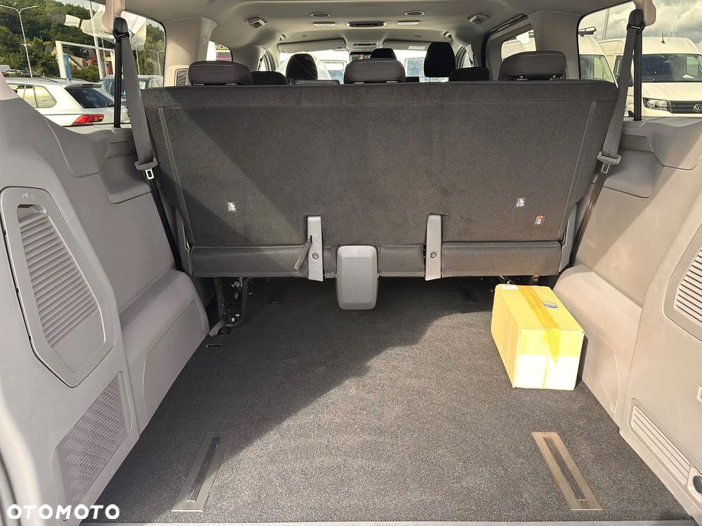 Volkswagen Caravelle 2.0 TDI L2 Life - 11