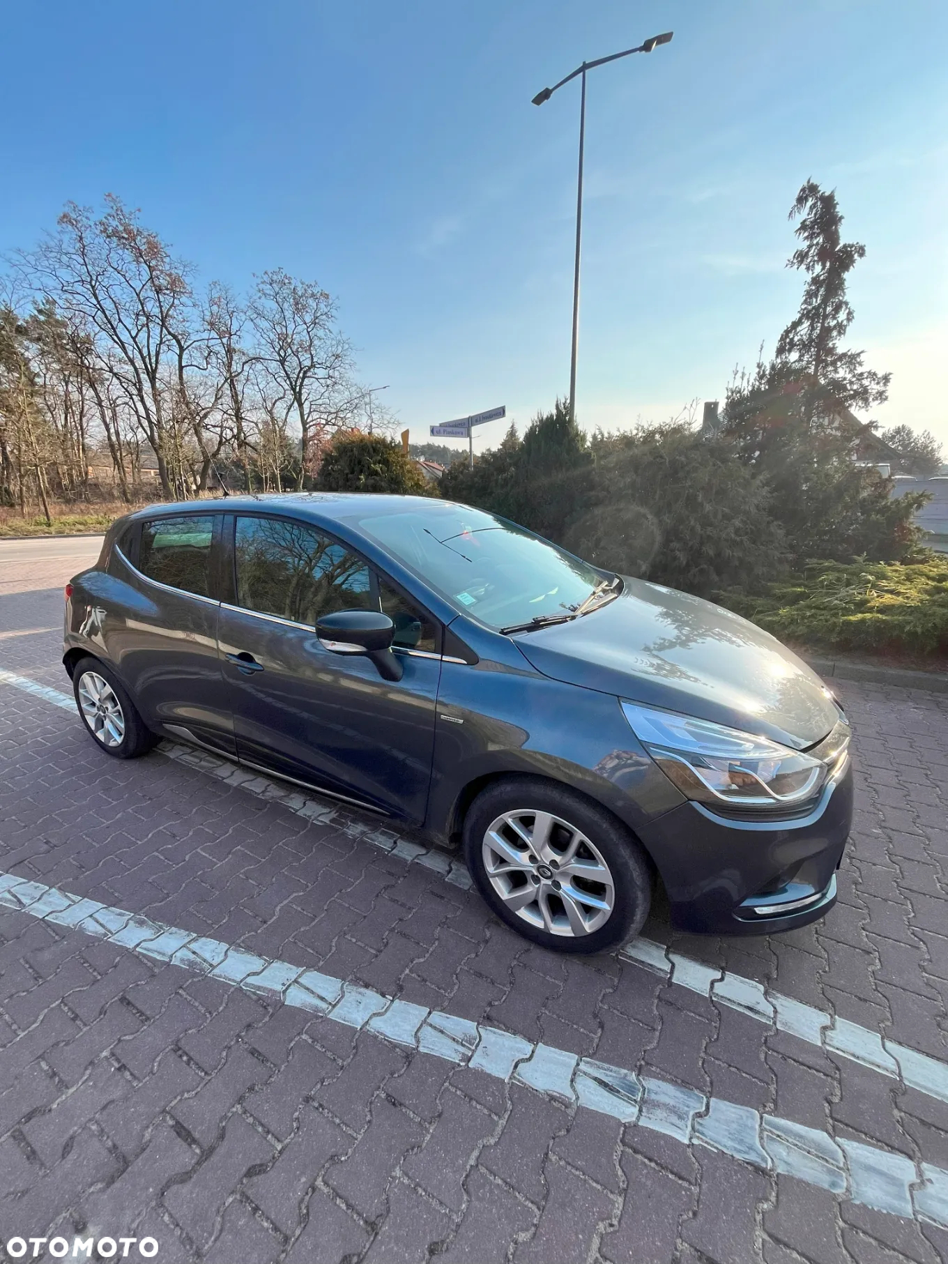 Renault Clio 0.9 Energy TCe Limited - 14