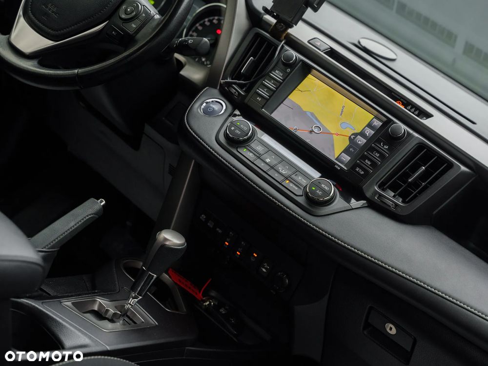 Toyota RAV4 Hybrid Platinum 4x2 - 22