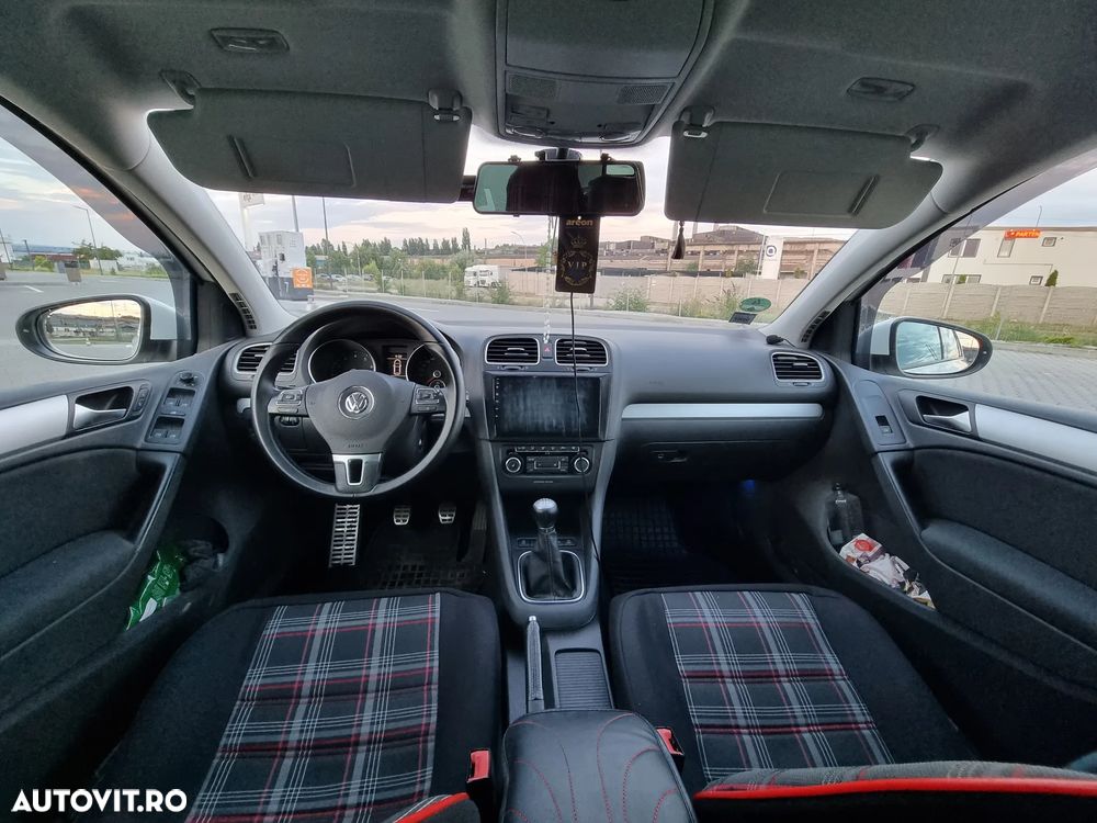 Volkswagen Golf 1.2 TSI Team - 9