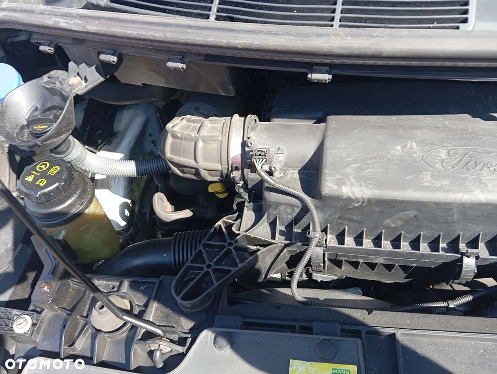 Ford Custom sport - 6