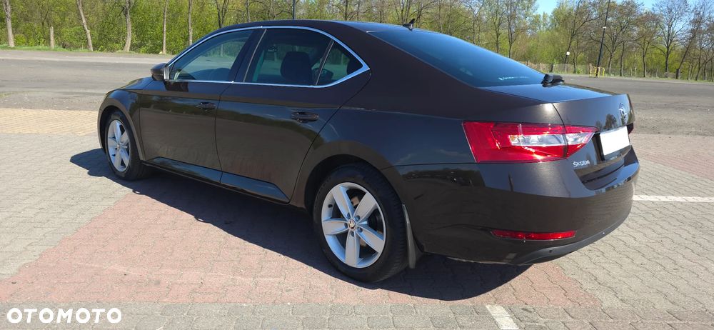 Skoda Superb 2.0 TSI Sportline DSG - 14