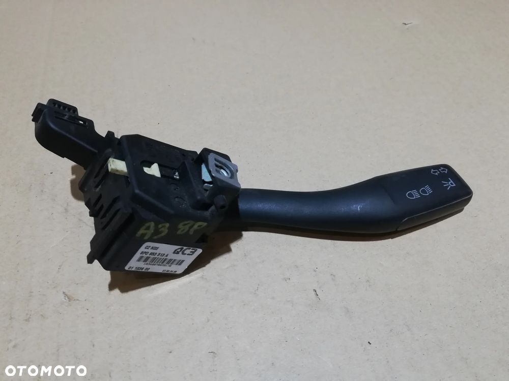 WŁĄCZNIK ŚWIATEŁ KIERUNKOWSKAZÓW AUDI A3 8P 8P0953513A - 1