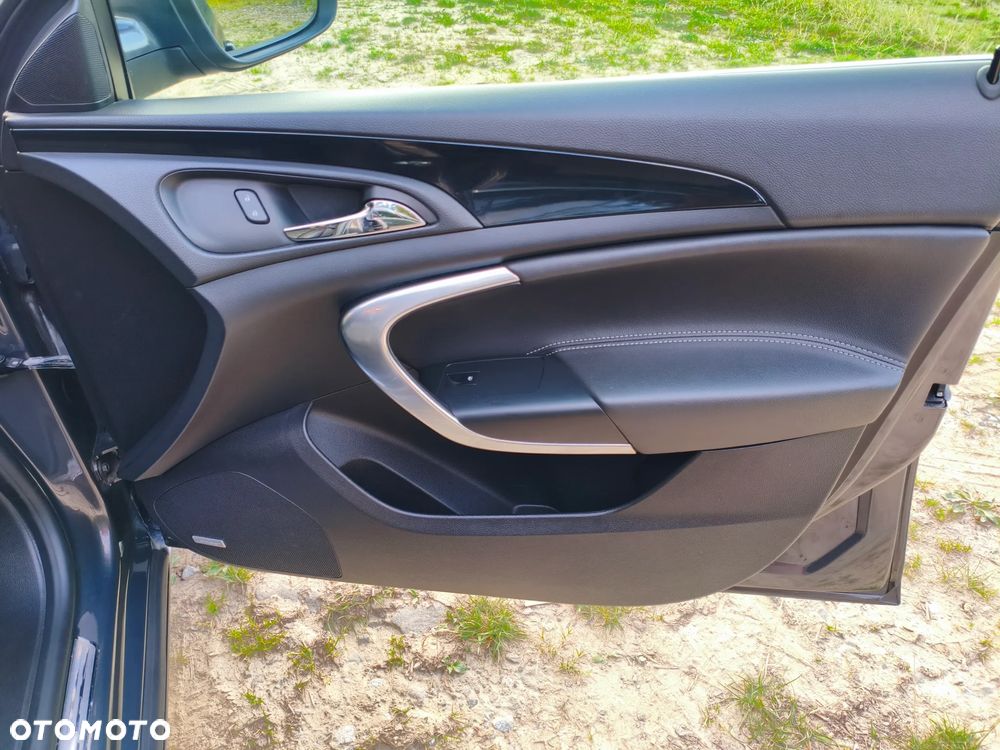 Opel Insignia 2.0 CDTI - 22