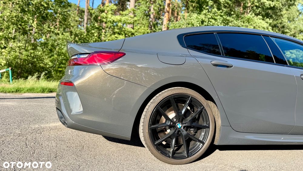 BMW Seria 8 840d xDrive mHEV - 11