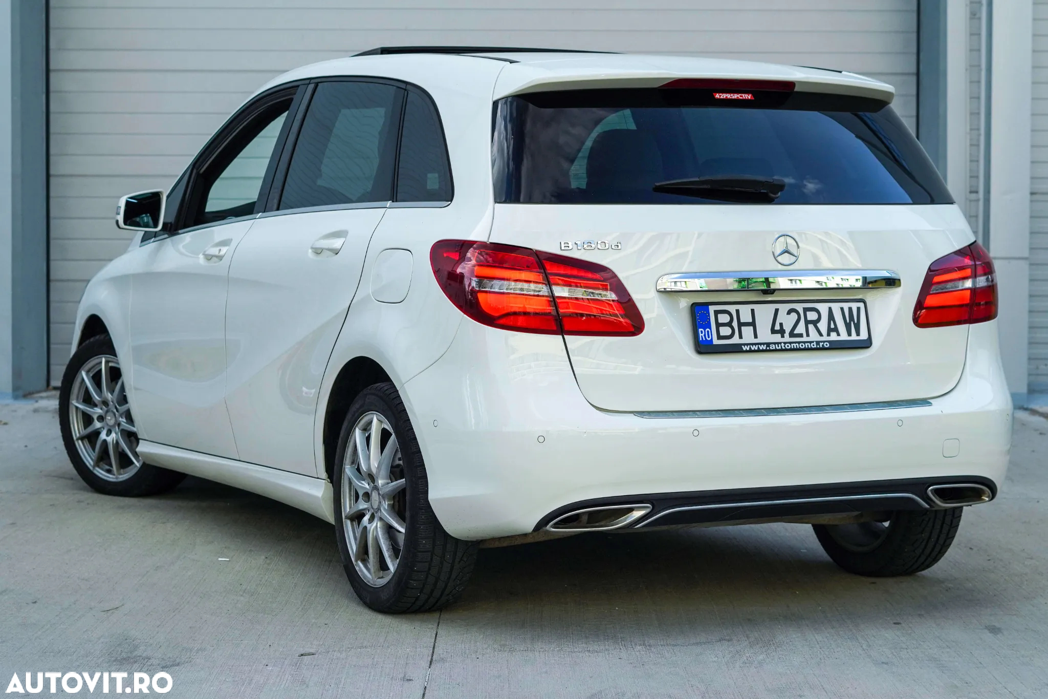 Mercedes-Benz B - 5