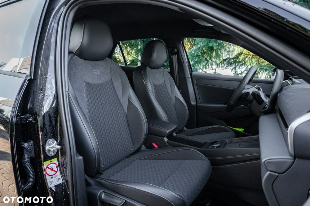 Volkswagen T-Roc - 27