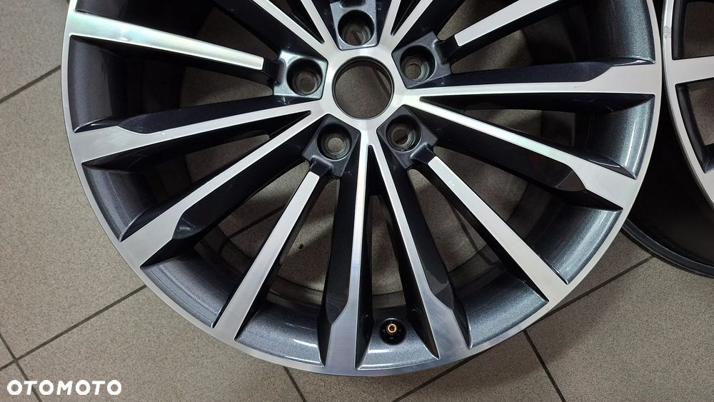 Felgi Aluminiowe 19 Skoda Superb III 5x112 ET 44 - 3