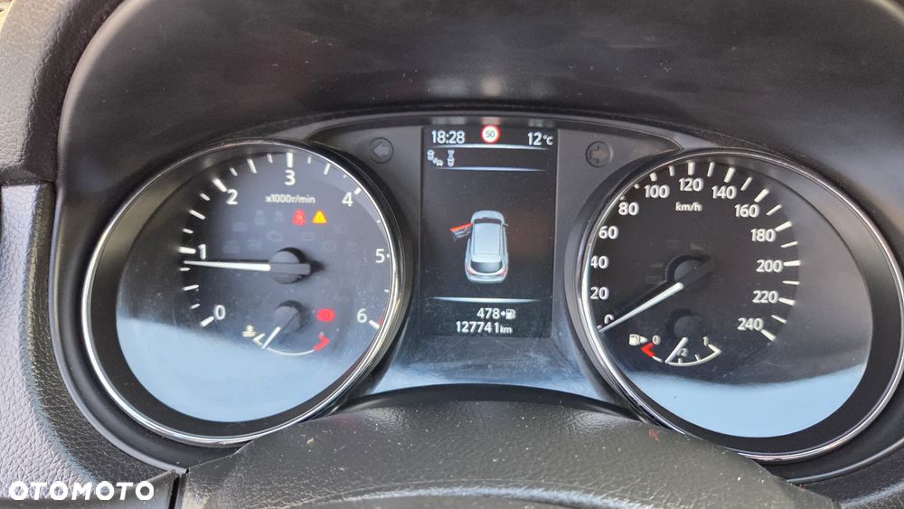 Nissan Qashqai 1.6 DCi Tekna+ - 4