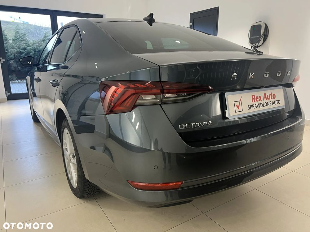 Skoda Octavia 1.5 TSI ACT Ambition - 7