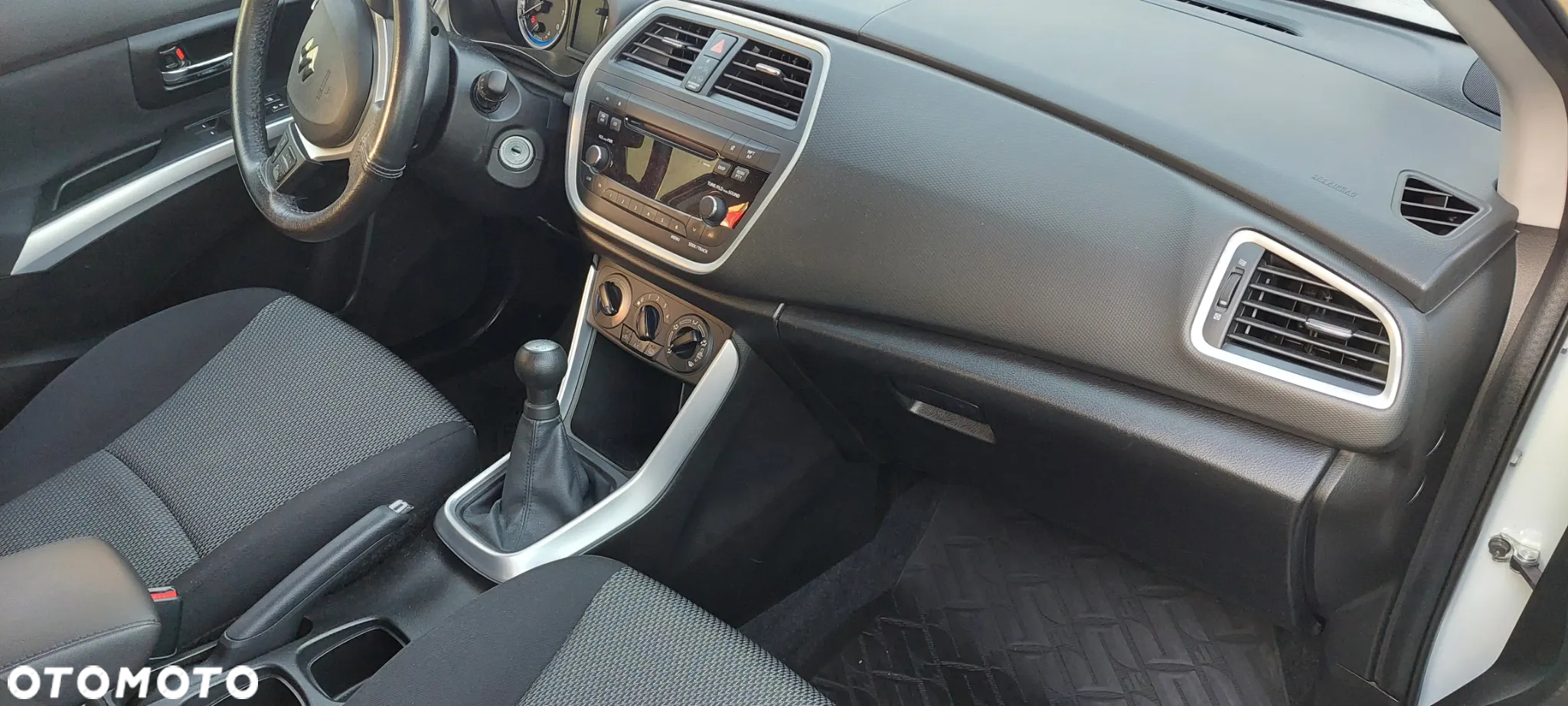 Suzuki SX4 S-Cross 1.6 Comfort - 10