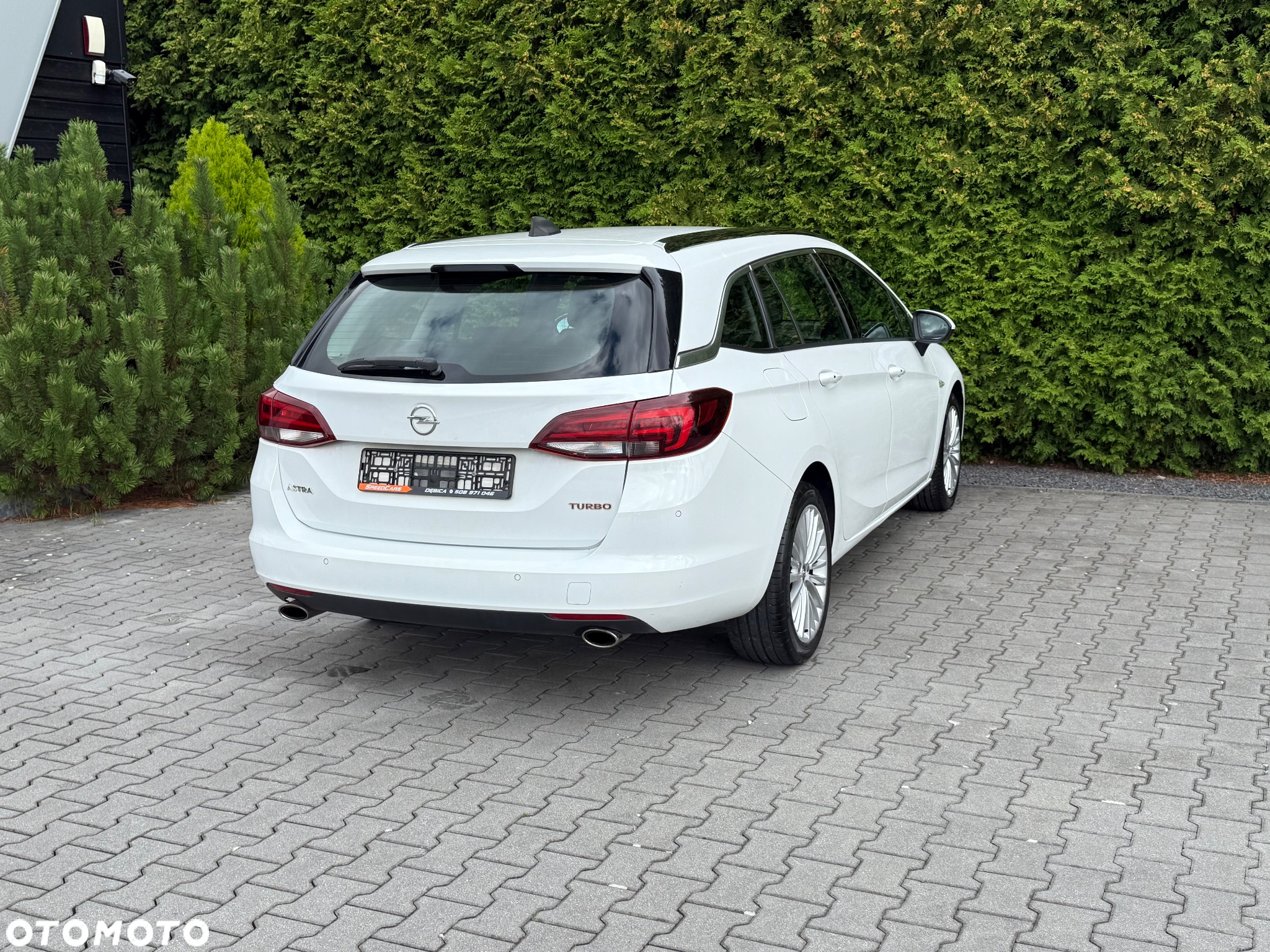 Opel Astra - 4