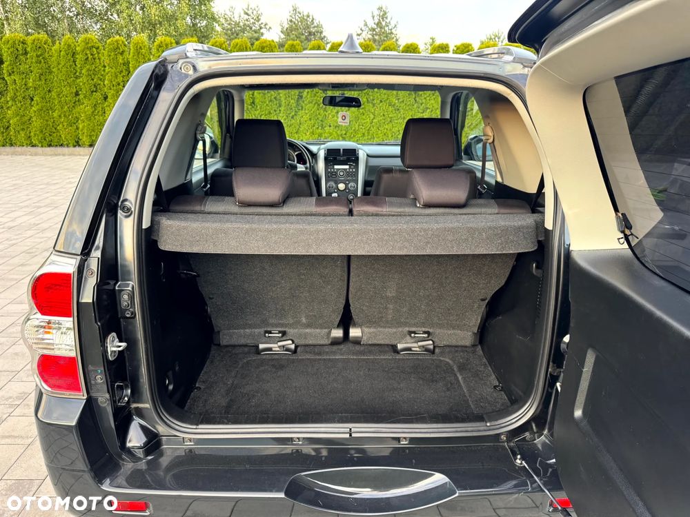 Suzuki Grand Vitara 1.6 Comfort - 12