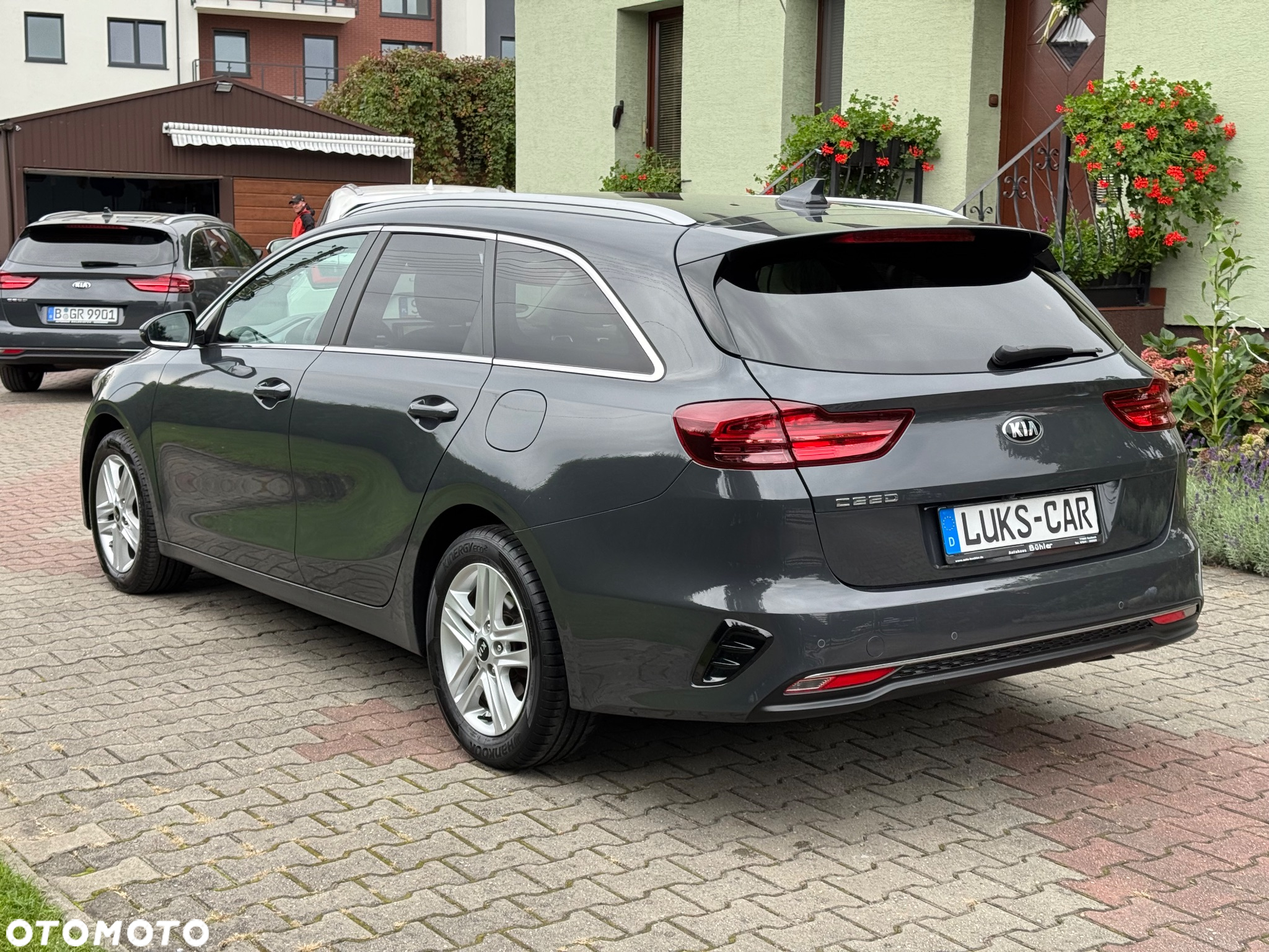 Kia Ceed SW 1.4 T-GDI OPF Platinum Edition - 3