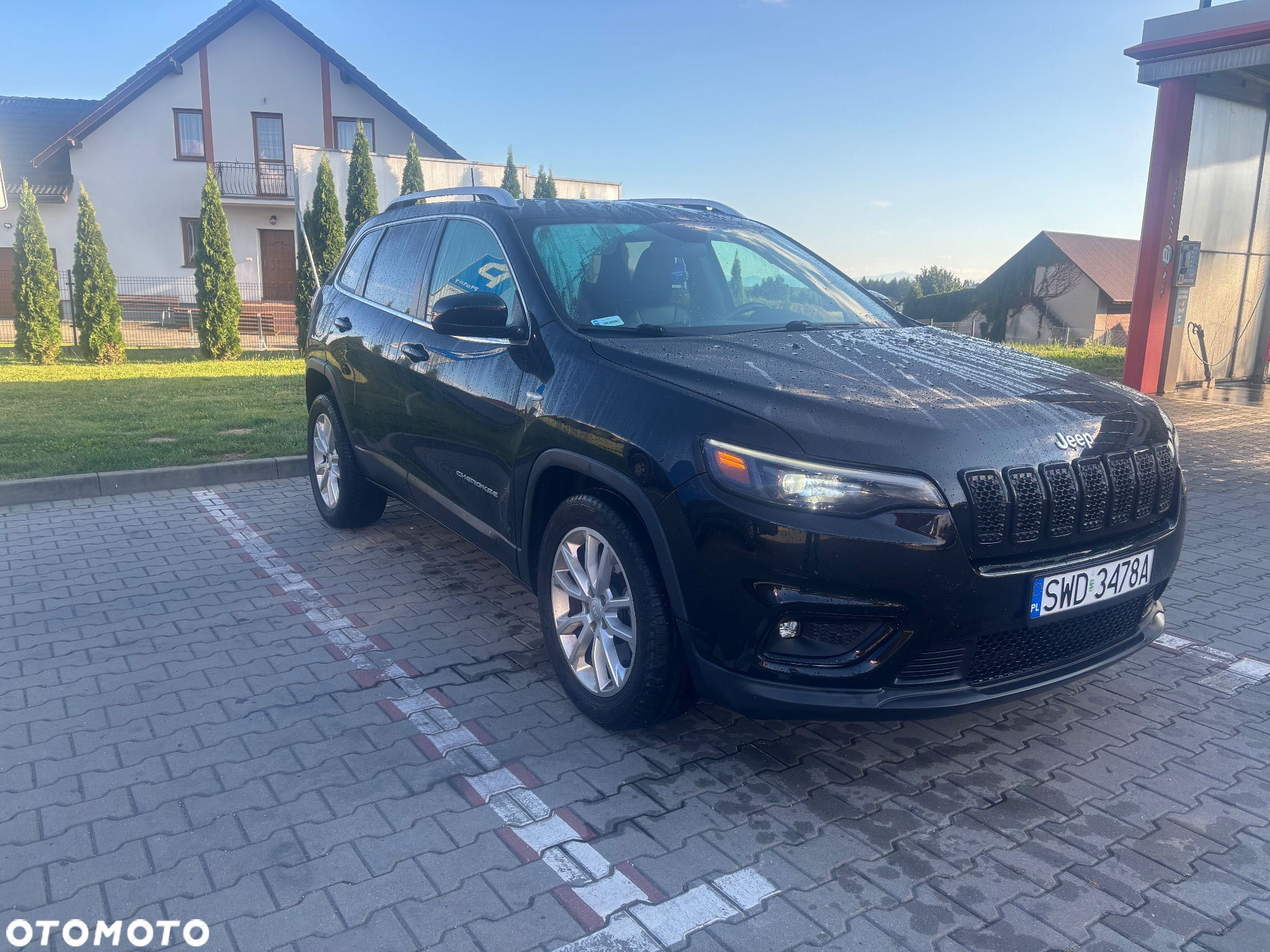 Jeep Cherokee - 8
