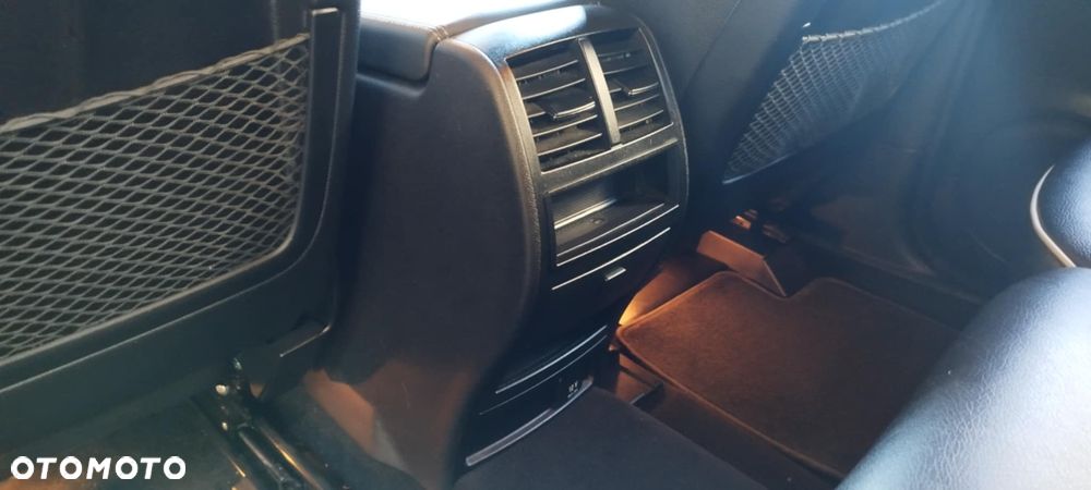 Mercedes-Benz ML - 12