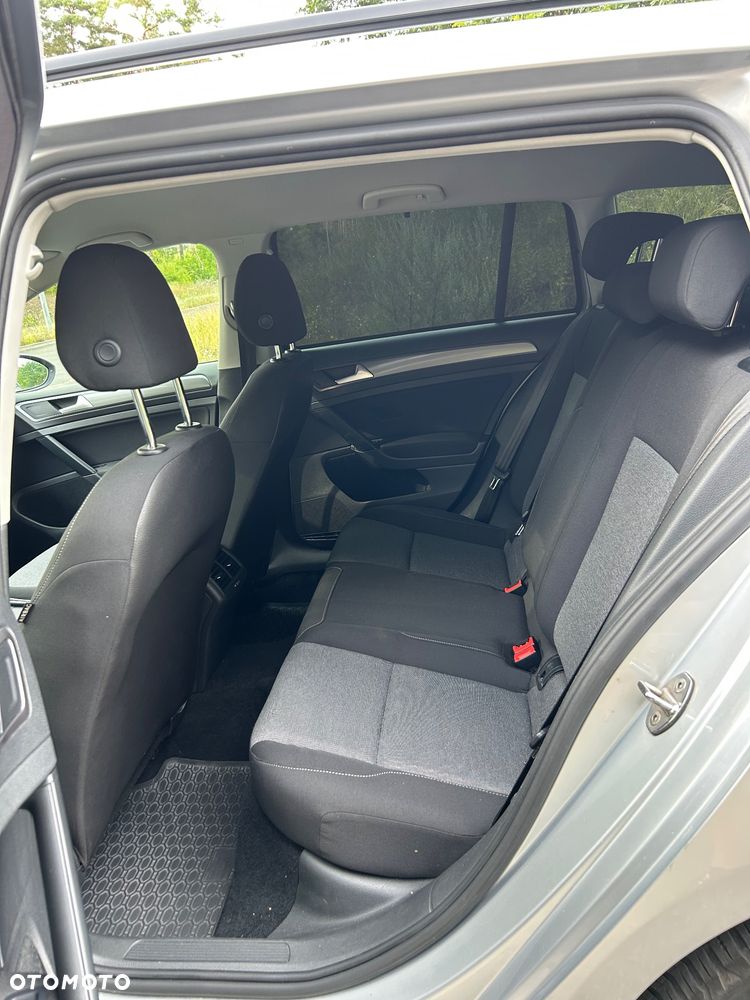 Volkswagen Golf 1.6 TDI BlueMotion Trendline - 15