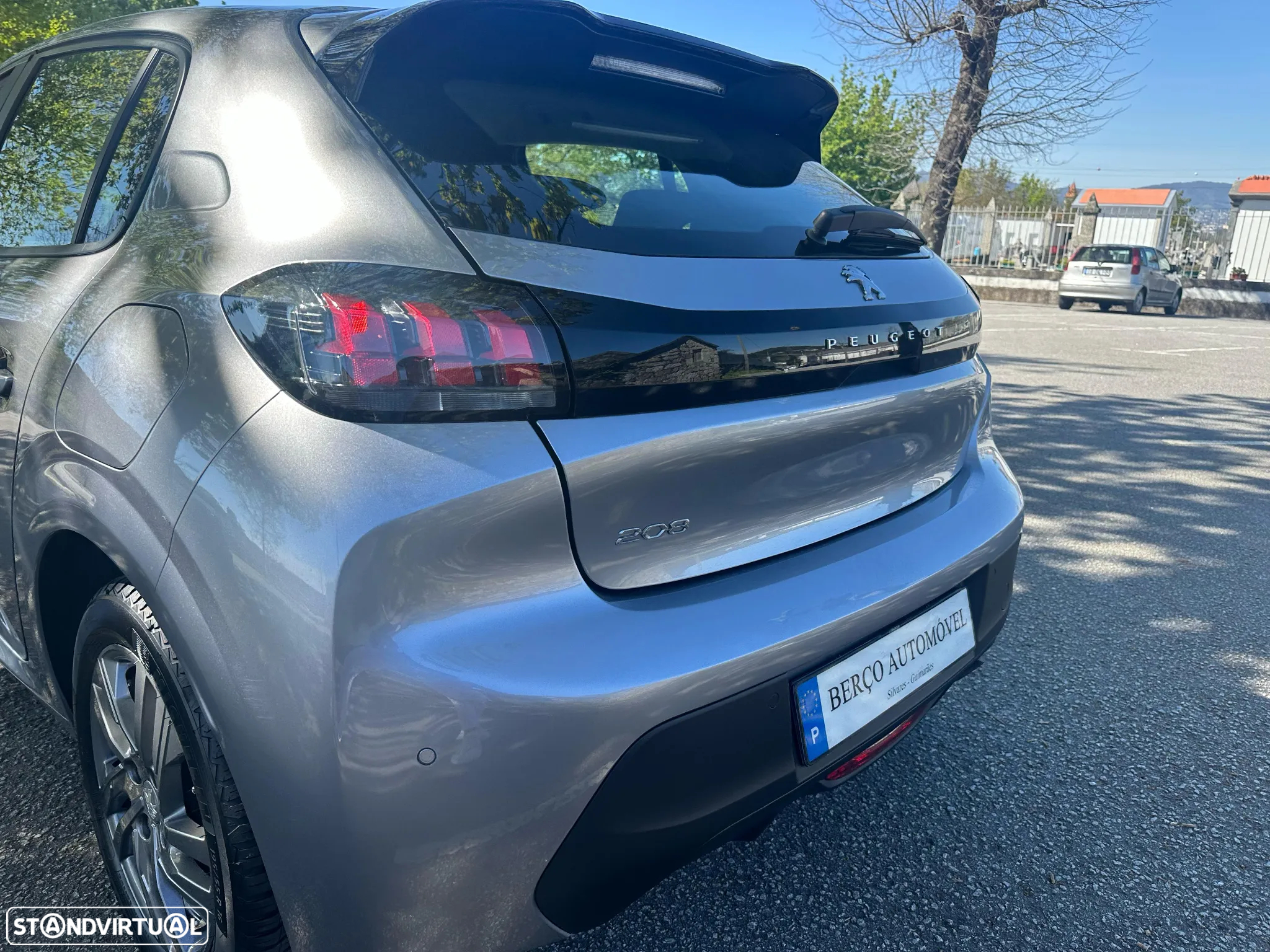 Peugeot 208 1.2 PureTech Allure Pack EAT8 - 13