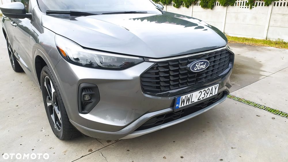 Ford Escape 2.0 EcoBoost AWD Titanium - 21