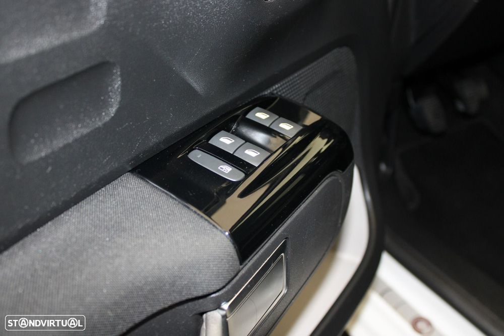 Citroën C3 1.2 PureTech Feel - 25