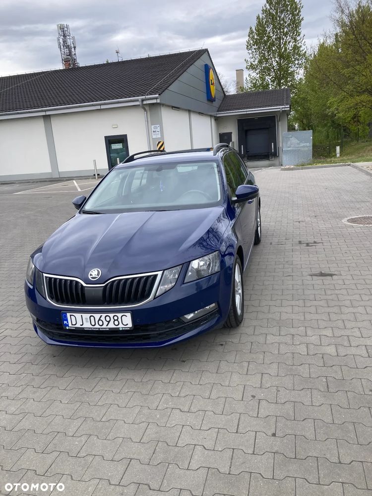 Skoda Octavia 2.0 TDI Style DSG - 1