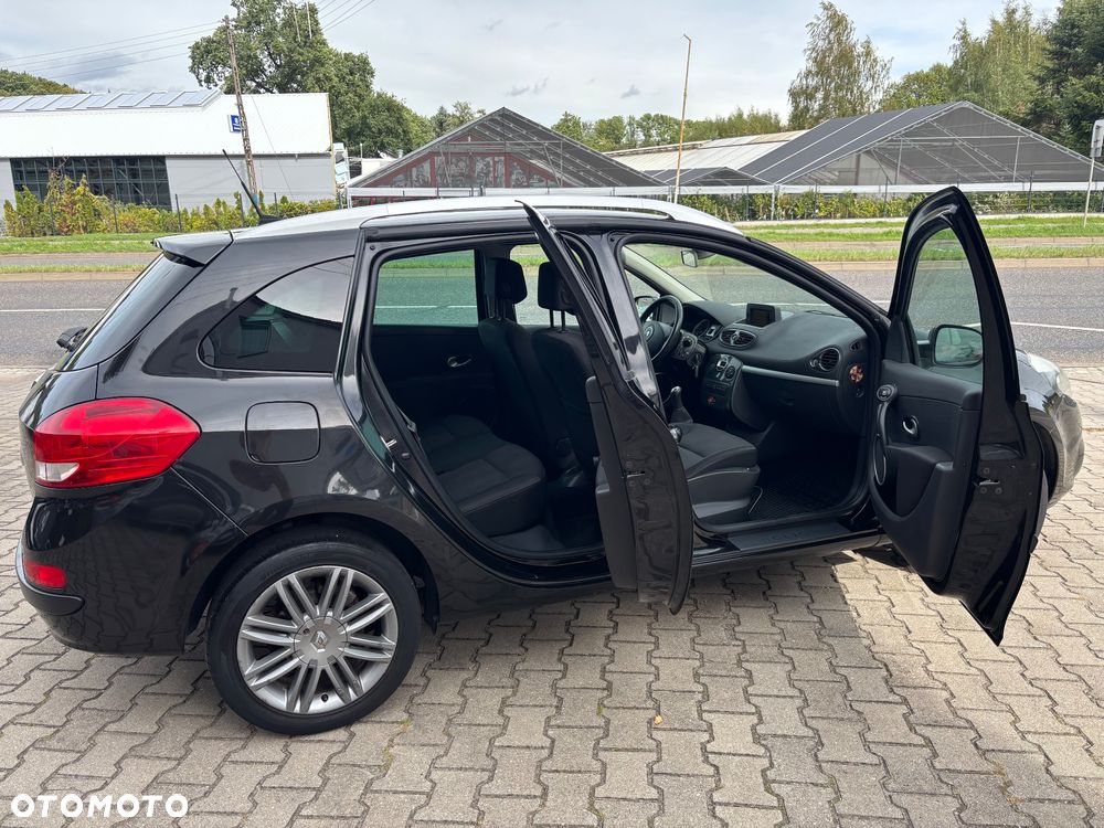 Renault Clio TCe 100 TomTom Edition - 10