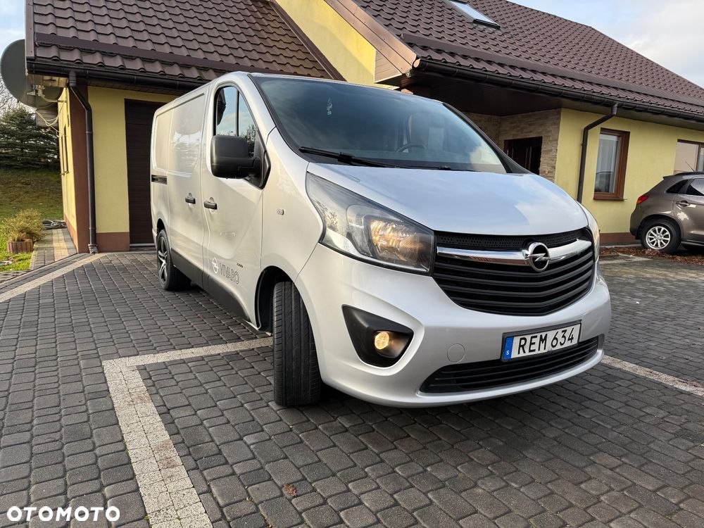 Opel Vivaro - 11