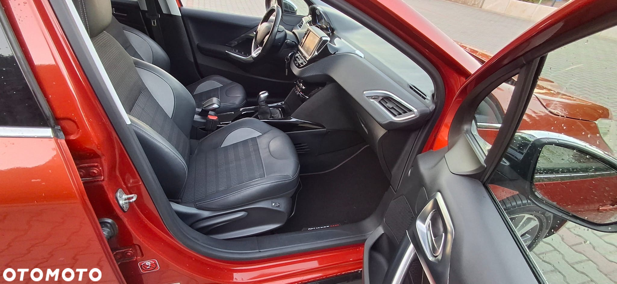 Peugeot 2008 1.6 VTi Allure - 11