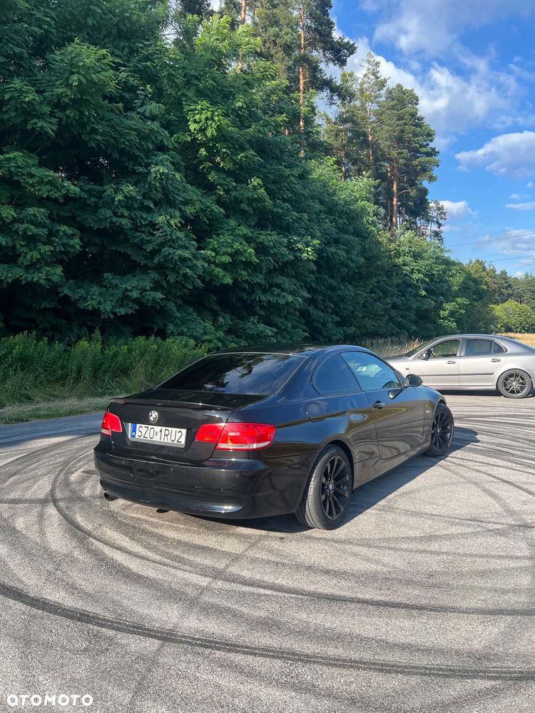 BMW Seria 3 320d - 3