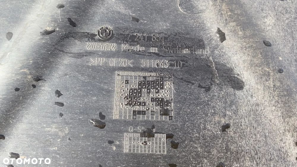 PŁYTA OSŁONA PODWOZIA LEWA BMW 3 F30 F31 7241831 LEKKO USZKODZONA - 3