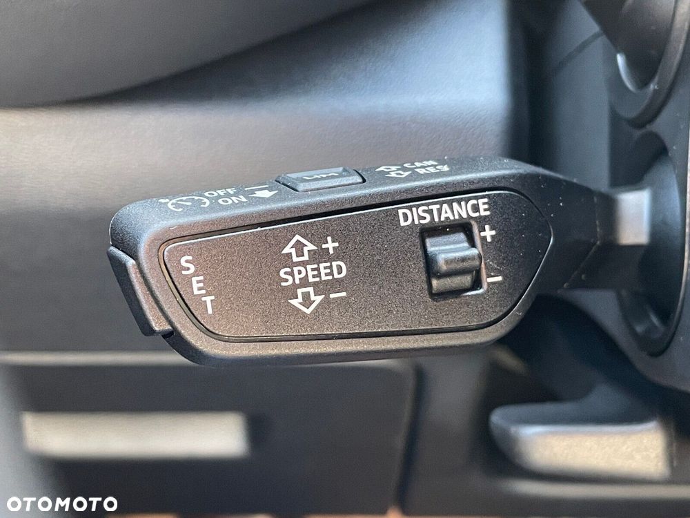 Audi Q5 Sportback - 12