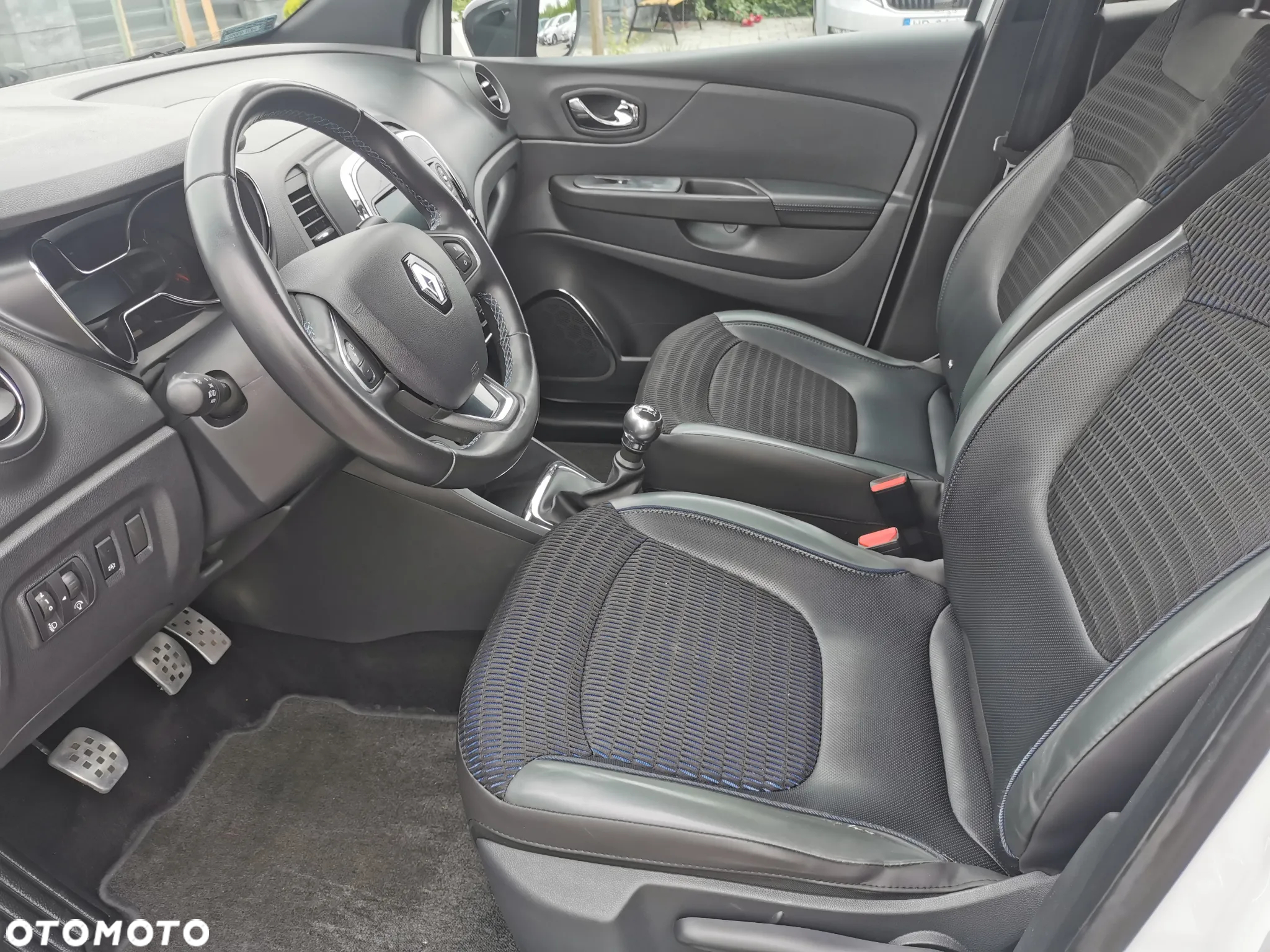 Renault Captur 0.9 Energy TCe Night&Day - 15