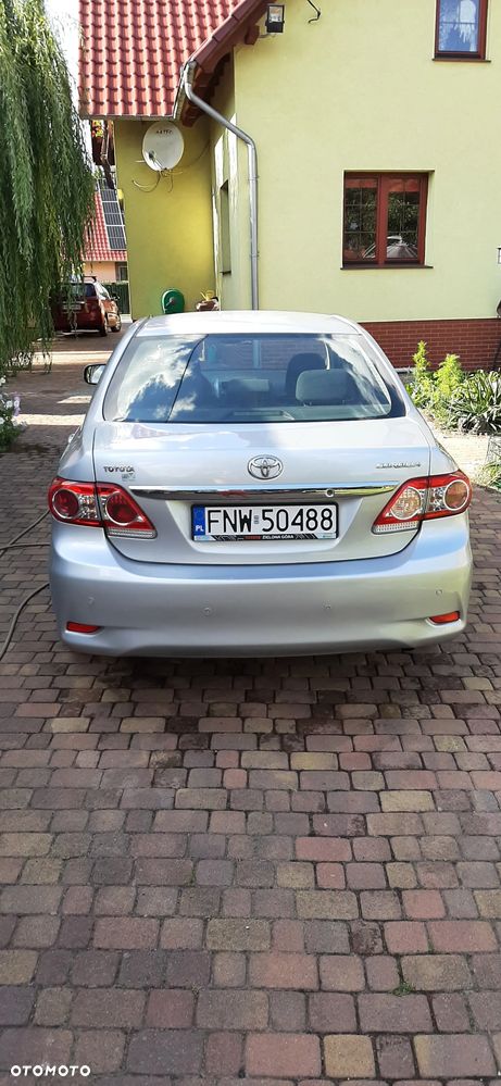 Toyota Corolla 1.6 Luna - 3