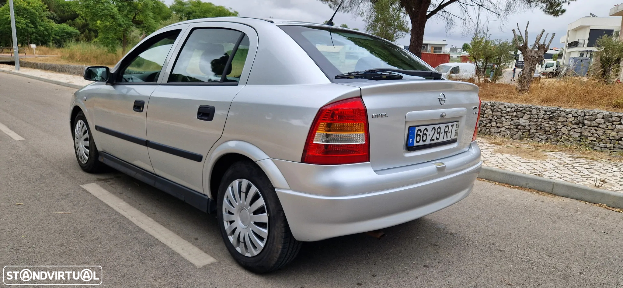 Opel Astra 1.4 Club - 4