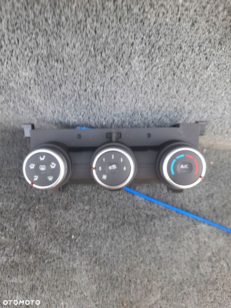 panel nawiewu trafic iv - 1