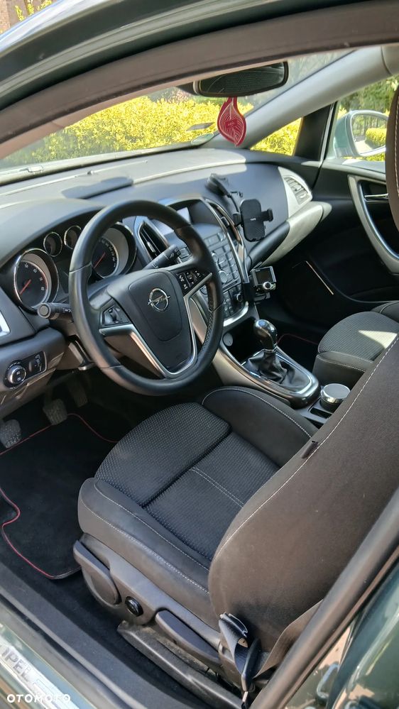 Opel Astra 1.6 Cosmo - 4