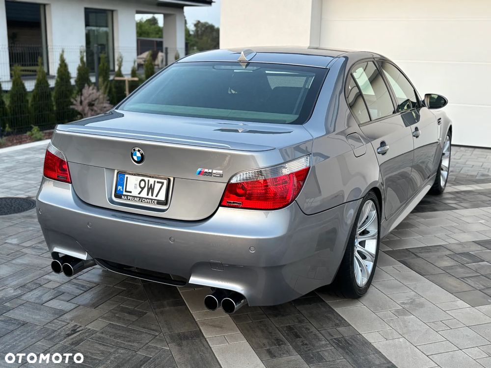 BMW M5 - 5