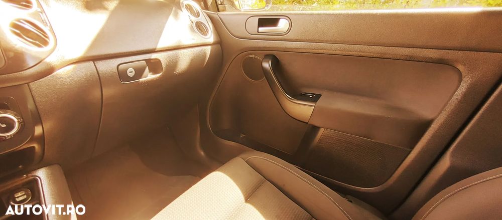 Volkswagen Golf Plus 1.6 TDI DPF Comfortline - 13