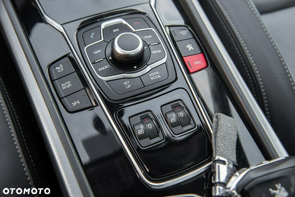 Peugeot 508 RXH 2.0 HDi HYbrid4 - 26