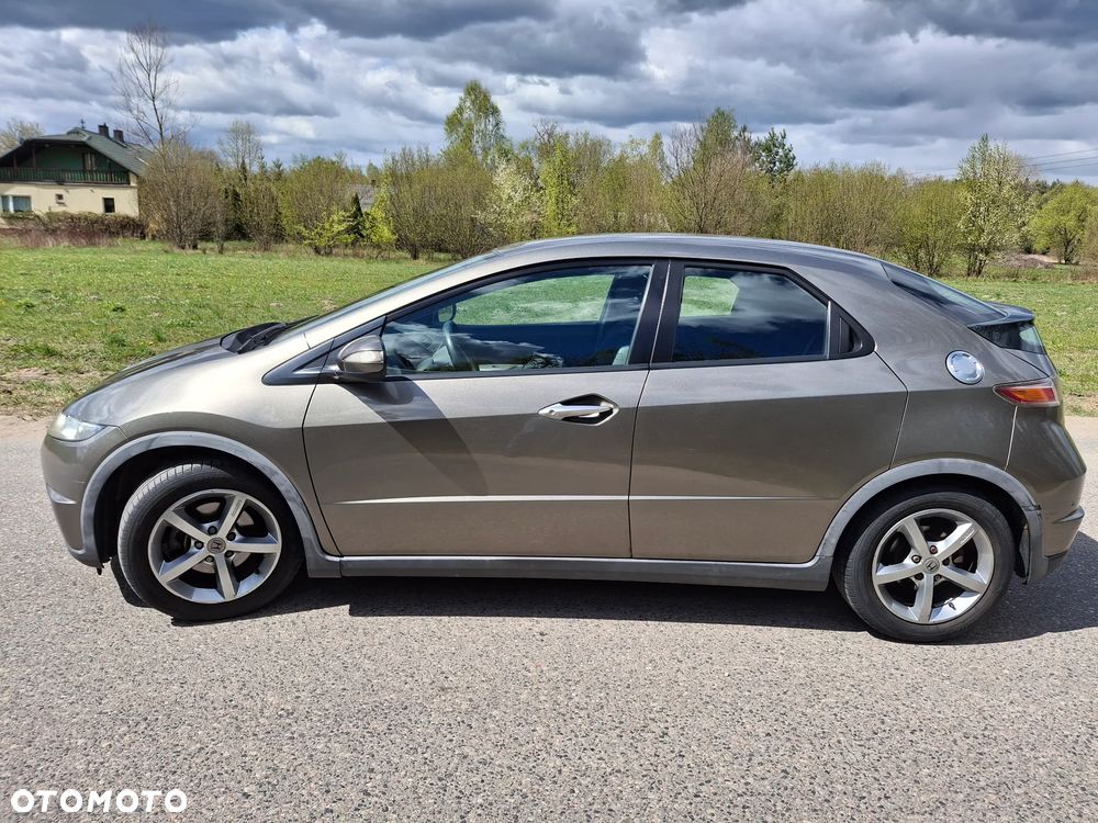 Honda Civic 1.4 Base - 6